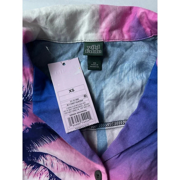 Wild Fable Button Front women’s Shirt Sunset Palm sz XS NWT - Picture 3 of 6